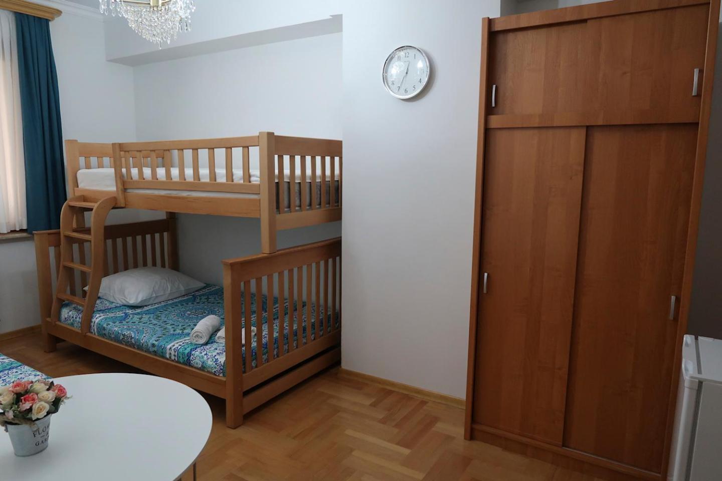 Guest House Merci Tbilisi Buitenkant foto